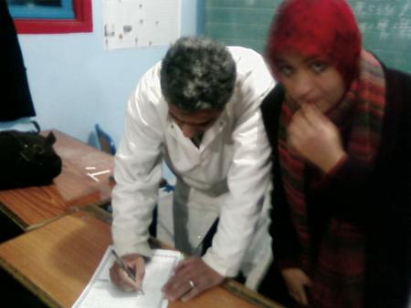 Hamzane en plein action (notre prof de physic)